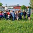 SchülerInnen der Sprachheilschule bei der Einführung der Aussaat Aktion 